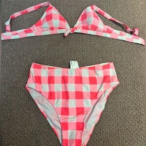 High waisted checkered boohoo bikini